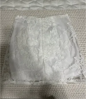Yoins White Lace Skirt thumbnail 2