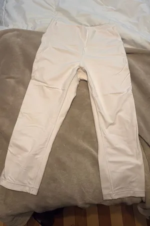 White Lululemon Leggings thumbnail 1