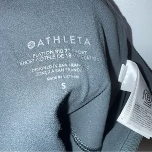 athleta elation‎ Rib 7” Short Biker Shirts Gray Small thumbnail 3