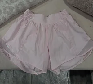 Pink milkshake lululemon hotty hot shorts thumbnail 1