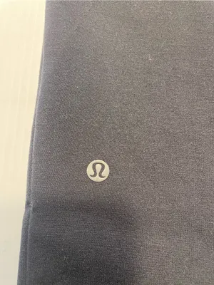Lululemon On The Move Pant Ponte *28" Black Women Sz 4 Flip Cuff Great Condition thumbnail 11