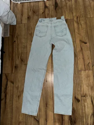 American eagle jeans thumbnail 2