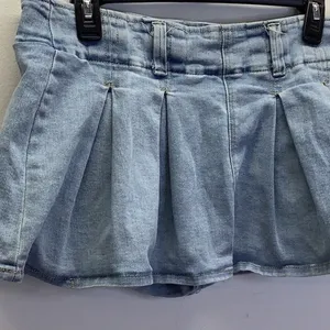 Refuge Size Medium Light Blue Denim Skirt, Preloved thumbnail 3