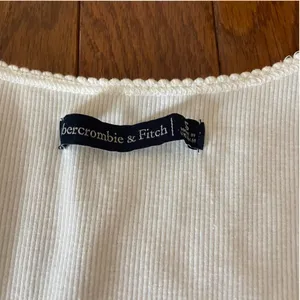 Vintage Abercrombie and Fitch white low neck bodysuit thumbnail 3