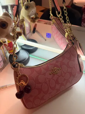 Pink coach bag thumbnail 1