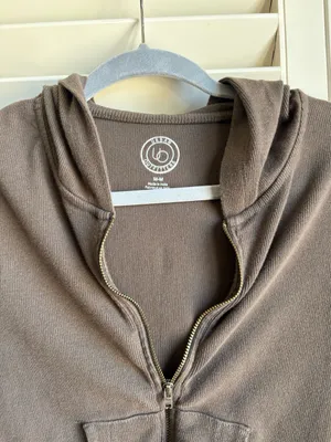 Urban Outfitters Crop thumbnail 2