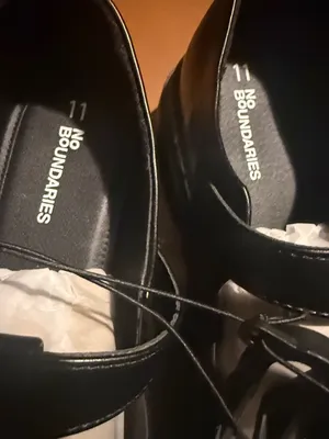 BRAND NEW No Boundaries Black Faux Leather Chunky Mary Jane Shoes Women Sz 11 thumbnail 2