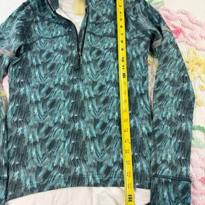Shape Activewear Half Zip Pullover Athletic Top Long Sleeve Blue Feather‎ s thumbnail 5