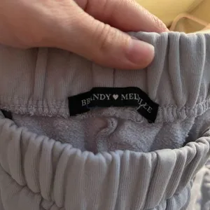 Brandy Melville sweats thumbnail 4