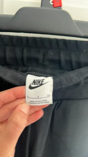 Nike Jogger Sweatpants Black Women’s thumbnail 3