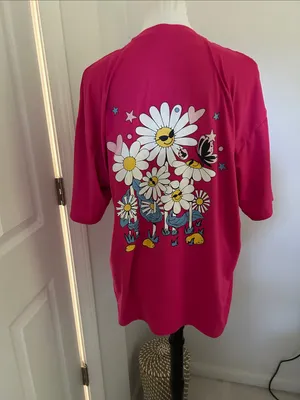 😄 Vibrant Pink Oversized Happy Daisies Short Sleeve Shirt thumbnail 3