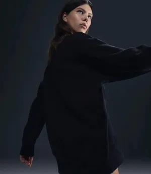 Nike Oversized Crewneck Sweatshirt Black thumbnail 3