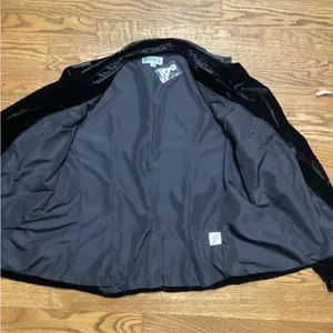 Cavender’s Rockin C Black velvet Women's Single Breasted blazer. Size XL thumbnail 9