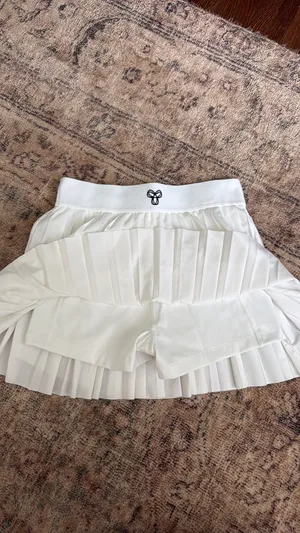 Aritzia White Tnaaction Pleated Athletic Skort thumbnail 2