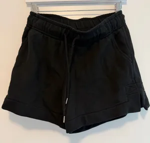 Universal Threads Shorts Lounge thumbnail 1
