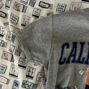 A cute tight tee Gray thumbnail 3