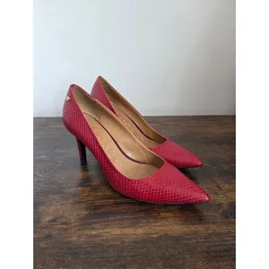 Calvin Klein Red Snakeskin Reptile Heels Pumps Stilettos 3" Statement Shoe 9.5 thumbnail 3