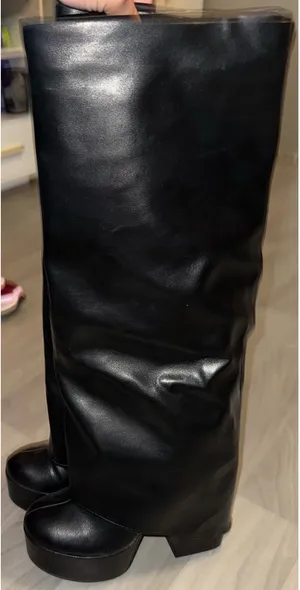 FashioNova Platform Overlay Boots - Black thumbnail 2