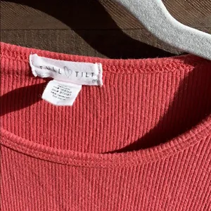 Full tilt top size M fits like S thumbnail 2