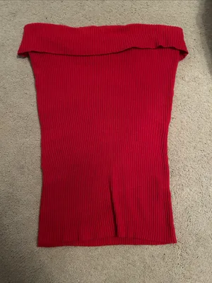 Super Cute bebe Red Ribbed knit tube top thumbnail 1