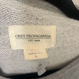 ✨Obey Propaganda Big O Stitch Pullover Grey Sz Large Sweatshirt✨ thumbnail 4