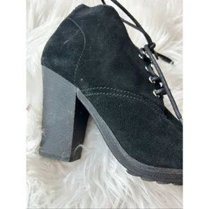 Michael Kors Suede Black High Heeled Elliot Boots Retailed $189 size 8 M suede thumbnail 4