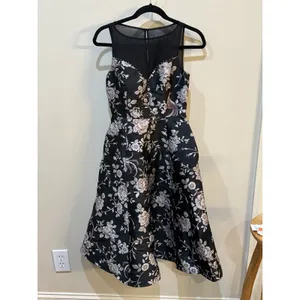 Kate Spade New York Lillianne dress Black Floral Mesh Neckline Size XS Cocktail thumbnail 2