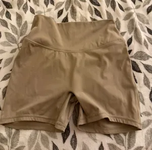 Princess Polly High-Waist spandex Shorts thumbnail 1