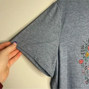 Magic Kingdom Disney Castle Short Sleeve Tee (X-Large) thumbnail 2