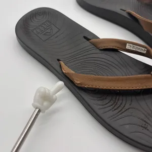 Reef Zen Love Womens Flip Flop Sandals Brown Black Size 8 Comfort Beach Thong thumbnail 3