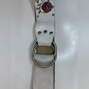Calvin Klein‎ Y2K Boho Floral Embroidered White Genuine Leather Belt Size M thumbnail 2