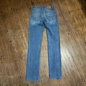 BKE distressed Stella western 25x29.5 bootcut jeans thumbnail 4