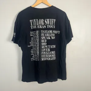 TAYLOR SWIFT Official Licensed THE ERAS TOUR Black T-Shirt Merchandise large thumbnail 5