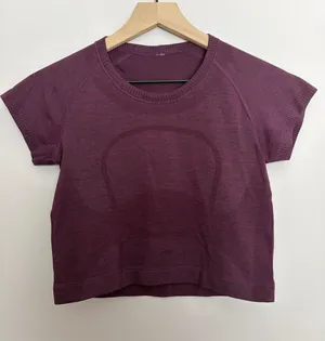 Lululemon Swiftly Tech Cropped Short-Sleeve Shirt 2.0 Deep Fuchsia/Black thumbnail 1
