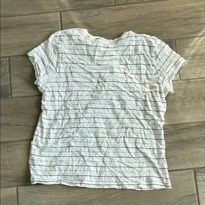 Universal Threads Short Sleeve Tee with Blue Stripes thumbnail 4