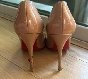 Christian Louboutin  Heels thumbnail 4