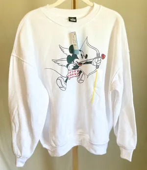 Disney Mickey Mouse Cupid Valentine White Graphic Sweatshirt Pullover Small‎ NEW thumbnail 1