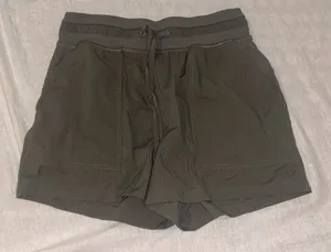 Lululemon Dance Studio Shorts High-Rise thumbnail 1