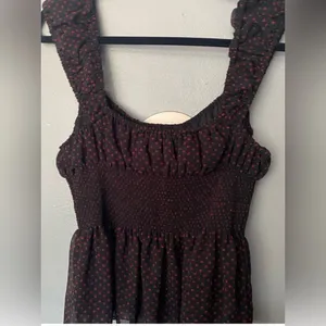 Urban Outfitters Sleeveless Smocked Waist Top Size Large, Excellent Condition thumbnail 3