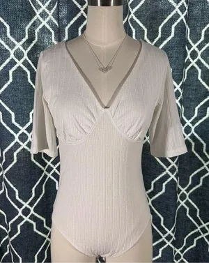 H&M White Bodysuit Top thumbnail 1