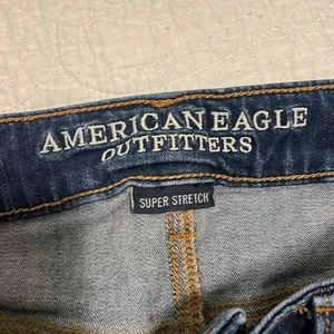 American Eagle Dark Wash Distressed Skinny Jeans Jeggings thumbnail 2