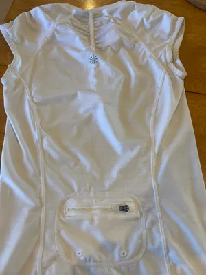 Athleta top thumbnail 3
