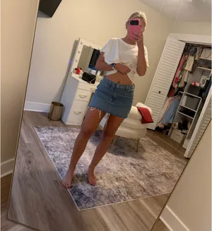 Abercrombie Mid Rise Mini Jean Skirt thumbnail 6