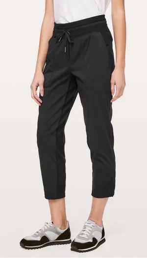 Lululemon Dance Studio Crop *25” 6 Black thumbnail 1