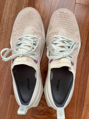 Allbirds Sneakers thumbnail 1