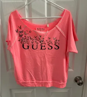 Guess Shirt with Butterfly Graphics Size L Pink thumbnail 1