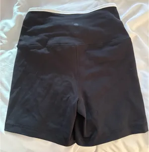 Yogalicious Biker Shorts High-Waisted thumbnail 2