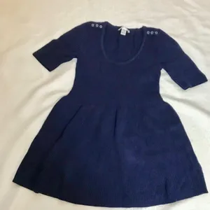 Motherhood Maternity Navy Knit Dress / Tunic Button Shoulder Size Medium thumbnail 2