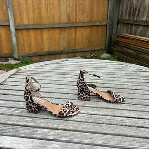 Steve Madden Women's Irenee Block-Heel Sandals size 6 cheetah‎ animal furry thumbnail 2