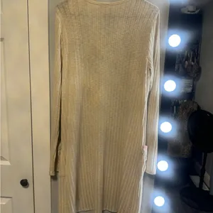Day trip long cardigan, never worn.. size large thumbnail 2